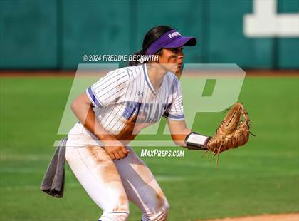 Thumbnail 2 in Weslaco vs. Midway (UIL 6A Softball Final) photogallery.