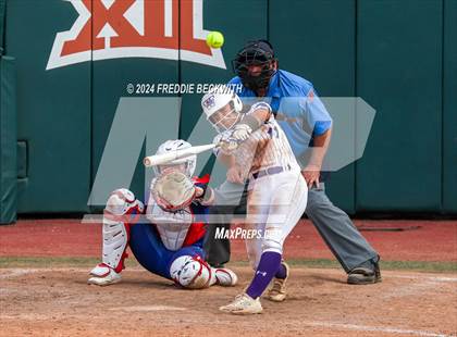 Thumbnail 1 in Weslaco vs. Midway (UIL 6A Softball Final) photogallery.