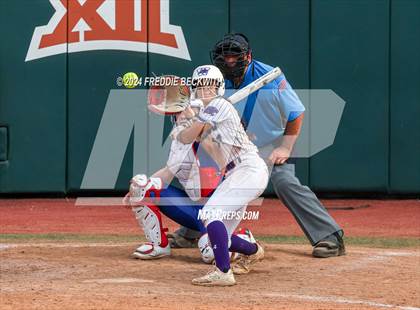 Thumbnail 1 in Weslaco vs. Midway (UIL 6A Softball Final) photogallery.