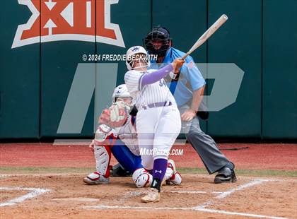 Thumbnail 1 in Weslaco vs. Midway (UIL 6A Softball Final) photogallery.