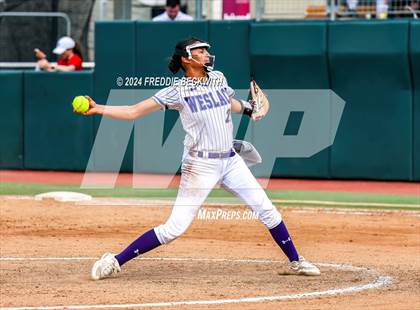 Thumbnail 2 in Weslaco vs. Midway (UIL 6A Softball Final) photogallery.