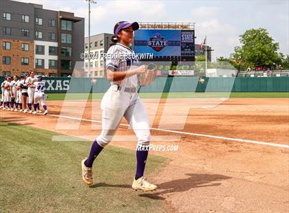 Thumbnail 2 in Weslaco vs. Midway (UIL 6A Softball Final) photogallery.