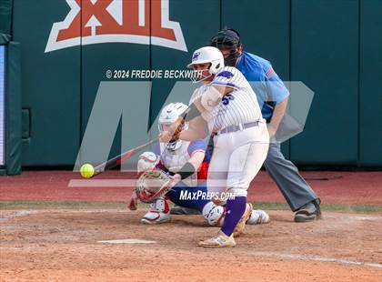 Thumbnail 1 in Weslaco vs. Midway (UIL 6A Softball Final) photogallery.
