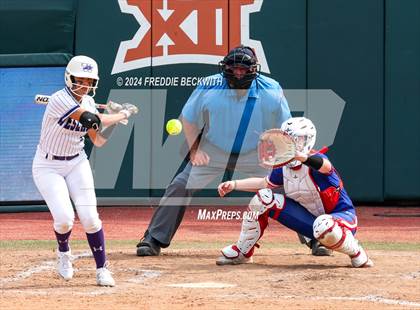 Thumbnail 1 in Weslaco vs. Midway (UIL 6A Softball Final) photogallery.