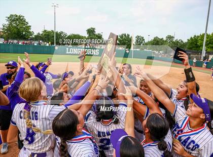 Thumbnail 2 in Weslaco vs. Midway (UIL 6A Softball Final) photogallery.