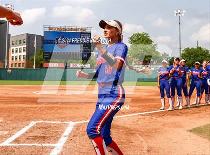 Thumbnail 2 in Weslaco vs. Midway (UIL 6A Softball Final) photogallery.