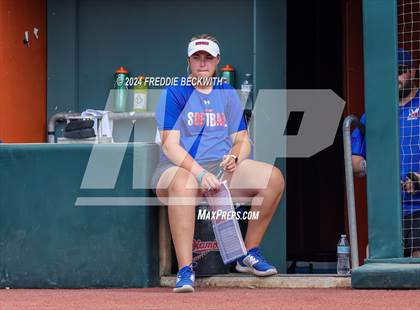 Thumbnail 3 in Weslaco vs. Midway (UIL 6A Softball Final) photogallery.