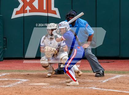 Thumbnail 3 in Weslaco vs. Midway (UIL 6A Softball Final) photogallery.