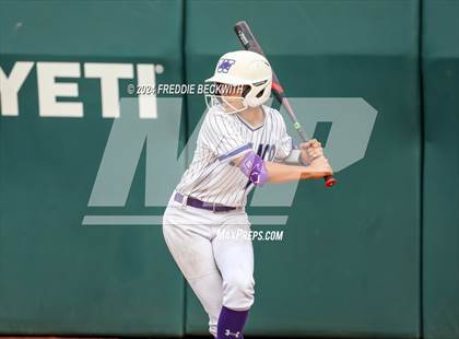 Thumbnail 3 in Weslaco vs. Midway (UIL 6A Softball Final) photogallery.