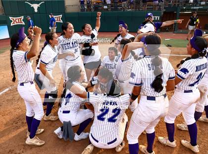 Thumbnail 1 in Weslaco vs. Midway (UIL 6A Softball Final) photogallery.