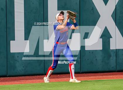 Thumbnail 2 in Weslaco vs. Midway (UIL 6A Softball Final) photogallery.