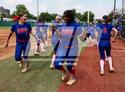 Thumbnail 3 in Weslaco vs. Midway (UIL 6A Softball Final) photogallery.