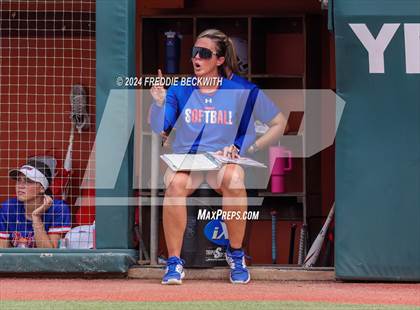 Thumbnail 2 in Weslaco vs. Midway (UIL 6A Softball Final) photogallery.