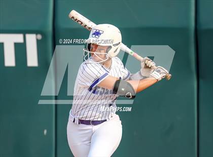 Thumbnail 2 in Weslaco vs. Midway (UIL 6A Softball Final) photogallery.