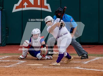 Thumbnail 1 in Weslaco vs. Midway (UIL 6A Softball Final) photogallery.