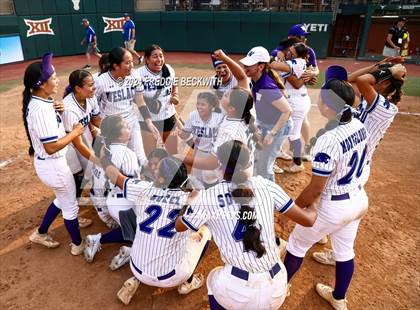 Thumbnail 3 in Weslaco vs. Midway (UIL 6A Softball Final) photogallery.