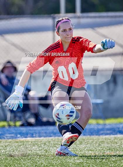 Thumbnail 3 in St. Francis vs. Granite Bay (CIF SJS D2 Final) photogallery.