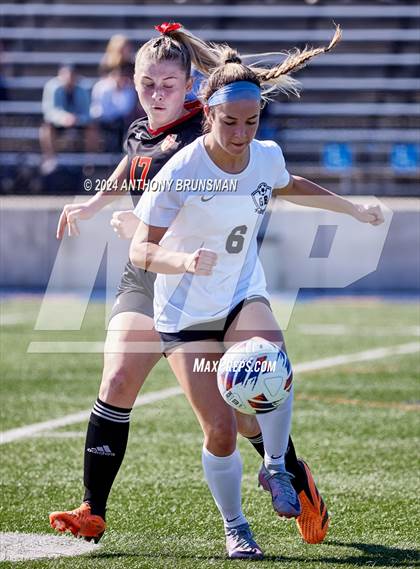 Thumbnail 1 in St. Francis vs. Granite Bay (CIF SJS D2 Final) photogallery.
