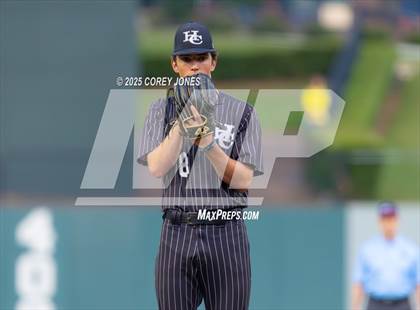Thumbnail 1 in Newnan vs Houston County (GHSA 5A State Championship GM 2) photogallery.