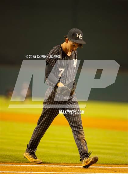 Thumbnail 1 in Newnan vs Houston County (GHSA 5A State Championship GM 2) photogallery.
