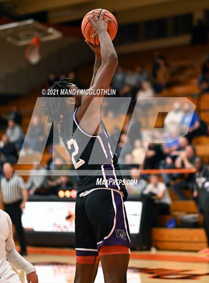 Thumbnail 1 in Rabun Gap-Nacoochee vs. Winston-Salem Christian (Kevin Brown Memorial Tournament of Champions) photogallery.