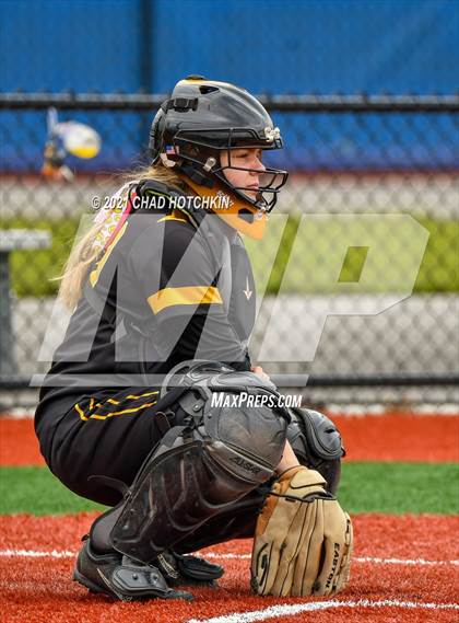 Thumbnail 3 in Red Jacket vs South Seneca  photogallery.