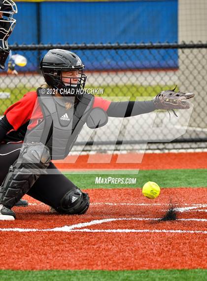 Thumbnail 2 in Red Jacket vs South Seneca  photogallery.