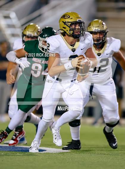 Thumbnail 2 in Klein Collins @ The Woodlands (UIL 6A D1 Area Playoffs) photogallery.