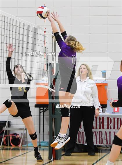 Thumbnail 1 in Arizona Lutheran Academy vs. Sedona Red Rock (AIA 2A Round 1 Playoff) photogallery.