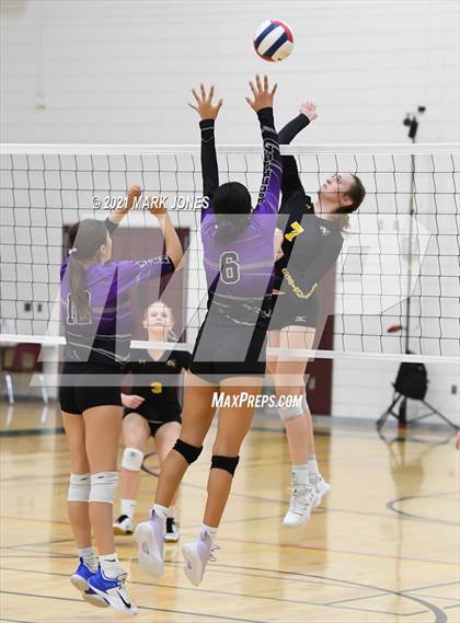 Thumbnail 2 in Arizona Lutheran Academy vs. Sedona Red Rock (AIA 2A Round 1 Playoff) photogallery.