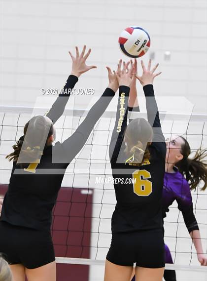 Thumbnail 2 in Arizona Lutheran Academy vs. Sedona Red Rock (AIA 2A Round 1 Playoff) photogallery.