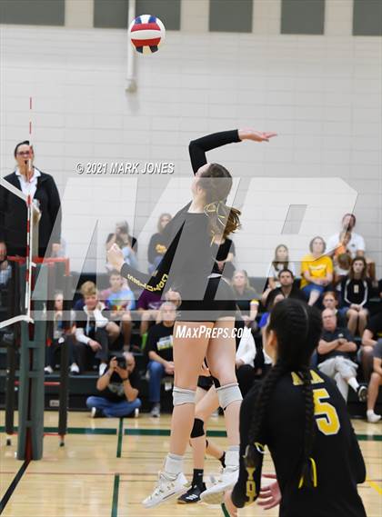 Thumbnail 3 in Arizona Lutheran Academy vs. Sedona Red Rock (AIA 2A Round 1 Playoff) photogallery.