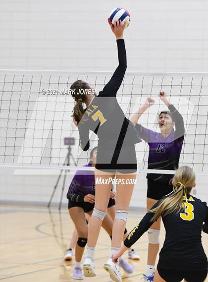 Thumbnail 1 in Arizona Lutheran Academy vs. Sedona Red Rock (AIA 2A Round 1 Playoff) photogallery.