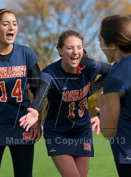 Thumbnail 3 in Manhasset vs Garden City (Section 8 Class B Final) photogallery.