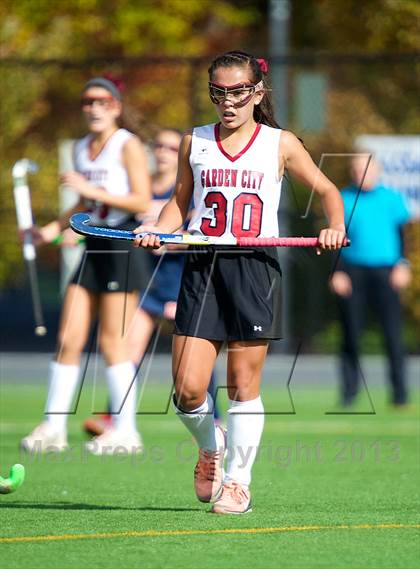 Thumbnail 2 in Manhasset vs Garden City (Section 8 Class B Final) photogallery.
