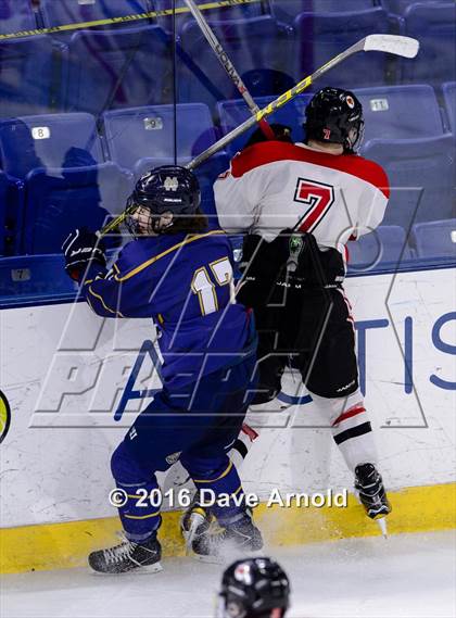 Thumbnail 2 in Malden Catholic vs Pope Francis (MIAA Division 1A Semifinal) photogallery.