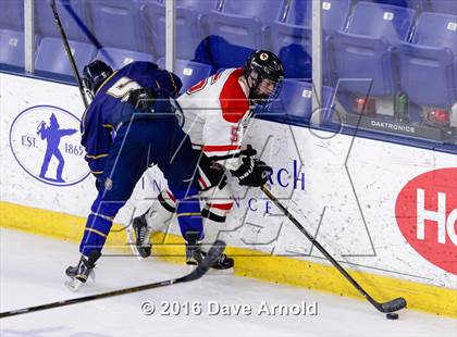 Thumbnail 3 in Malden Catholic vs Pope Francis (MIAA Division 1A Semifinal) photogallery.