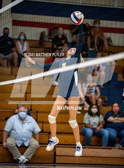Thumbnail 1 in Cape Fear @ Terry Sanford photogallery.