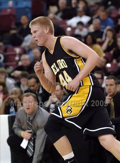Thumbnail 2 in Del Oro vs. Sacramento (CIF SJS D3 Final) photogallery.