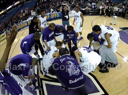 Thumbnail 2 in Del Oro vs. Sacramento (CIF SJS D3 Final) photogallery.