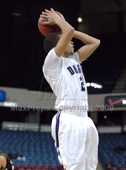 Thumbnail 1 in Del Oro vs. Sacramento (CIF SJS D3 Final) photogallery.