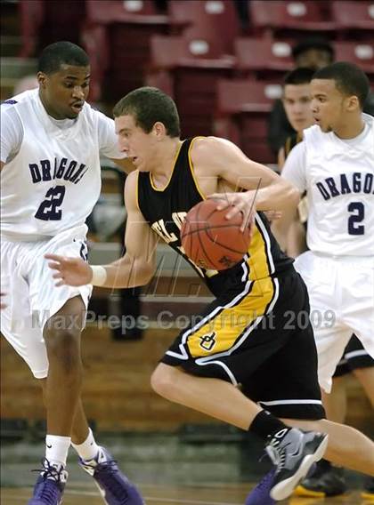 Thumbnail 3 in Del Oro vs. Sacramento (CIF SJS D3 Final) photogallery.