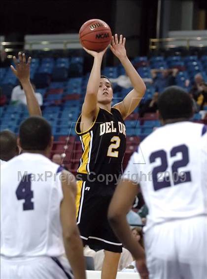 Thumbnail 1 in Del Oro vs. Sacramento (CIF SJS D3 Final) photogallery.