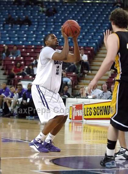 Thumbnail 1 in Del Oro vs. Sacramento (CIF SJS D3 Final) photogallery.