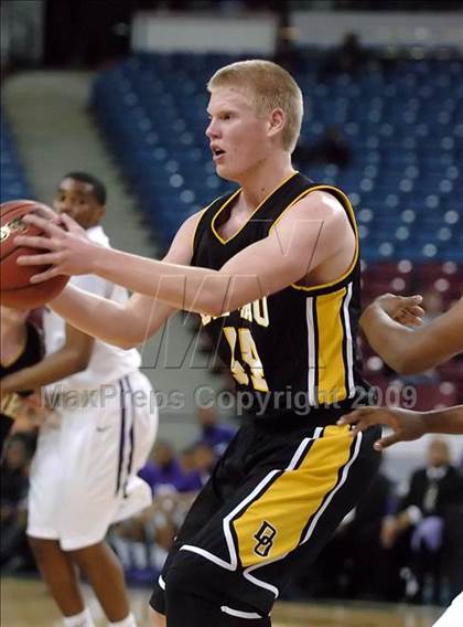 Thumbnail 2 in Del Oro vs. Sacramento (CIF SJS D3 Final) photogallery.