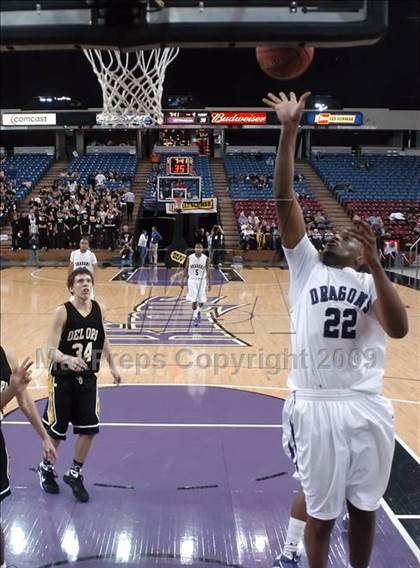 Thumbnail 3 in Del Oro vs. Sacramento (CIF SJS D3 Final) photogallery.
