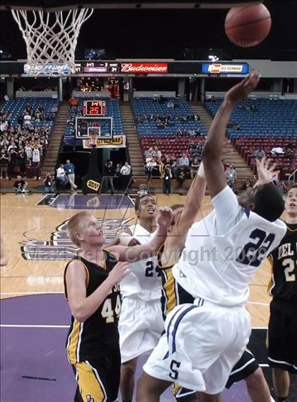Thumbnail 1 in Del Oro vs. Sacramento (CIF SJS D3 Final) photogallery.