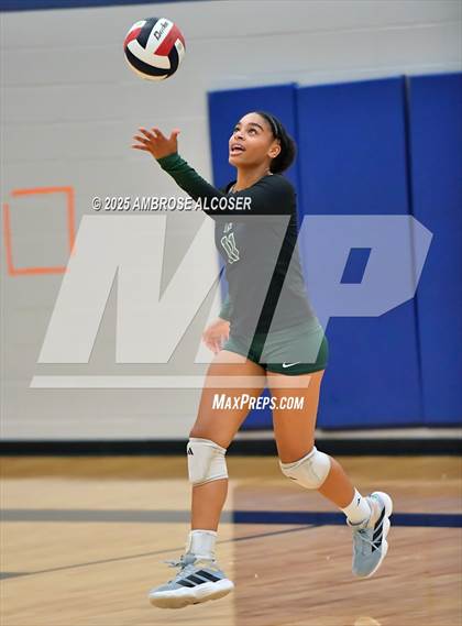 Thumbnail 3 in Mayde Creek vs. Fort Bend Austin (KISD/CFISD Tournament) photogallery.