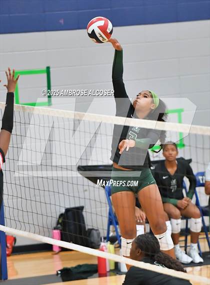 Thumbnail 1 in Mayde Creek vs. Fort Bend Austin (KISD/CFISD Tournament) photogallery.