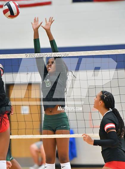 Thumbnail 2 in Mayde Creek vs. Fort Bend Austin (KISD/CFISD Tournament) photogallery.